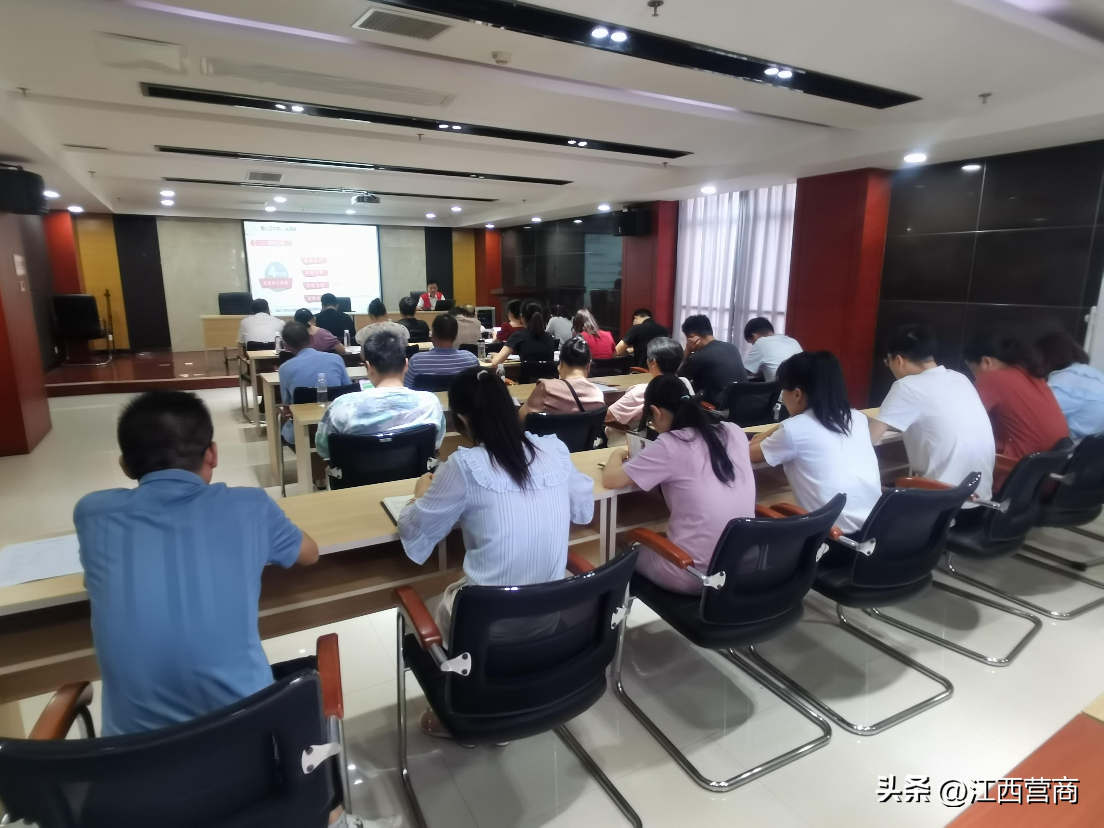 小圣施威降大圣 莫等将近队伍庞的生肖，全面释义、时代解答解释落实